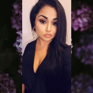 Meet your Posher, Iris